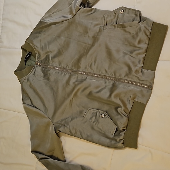 Carli Bybel bomber jacket - Picture 3 of 11